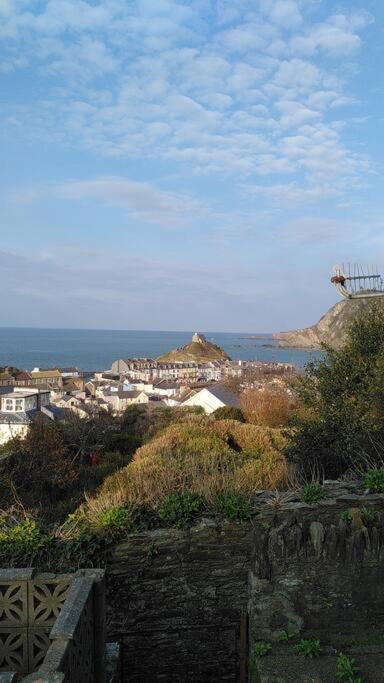 The Tempest, Sea Views, Coastal & Rural Walks. Apartment Ilfracombe Exterior foto